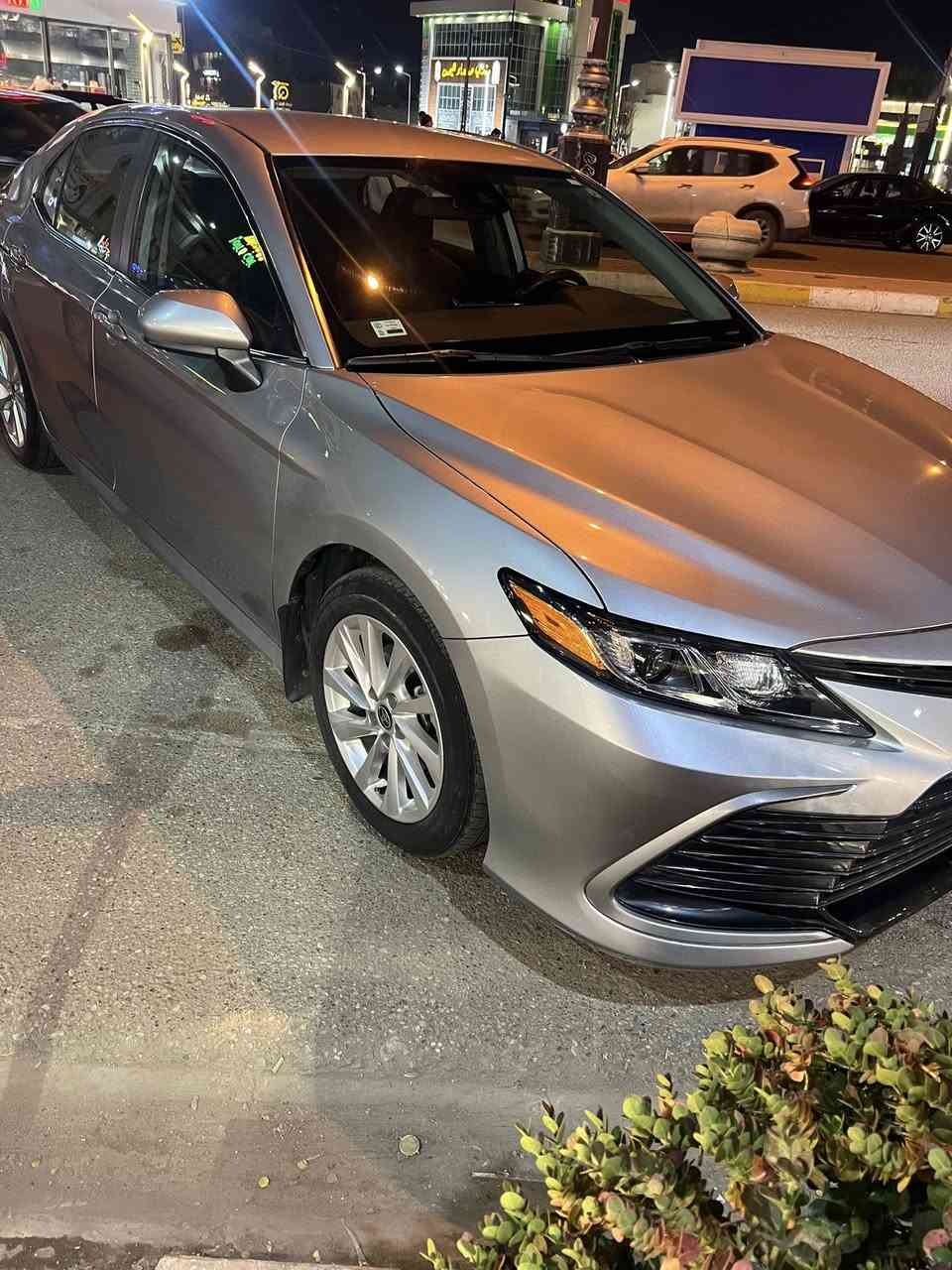 السلام عليكم
كامري 2023 مواصفات LE سيارة جديدة كلش رقمها اربيل ماشية 48000 ميل ضررها جامرلغ وصندوق بدون دواخل وارباك كلشي بشرط 
السعر 198 
***********
