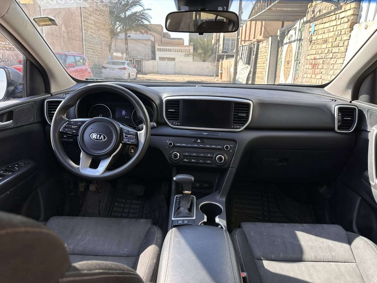 سبورتج 2022 بيه قطعتين جاملغ ايمن أو بنيد المواصفات رادار تحكم ستيرن شاشه كبيره مكاني بابل *********** بدون لوحات  السعر 55
