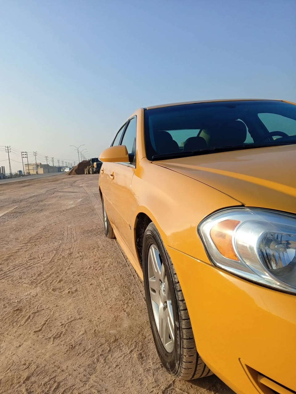 سلام عليكم . انباله 11  LTZ..للبيع
‏جاهزه من كلشي رقمي انكليزي بسمي توني مداورهه
‏اداورلك ثاني يوم صفر هيئه وغرامات وخط وبحث ما تصرف عليهه ربع صبغه جديده ضربتهه يم الجاملغ الخلفي شبر ما عابر تجي وتفحص 
‏كير مكينه ضفيره كله جديد 
‏يدات نيكل 
‏مري نيكل 
‏تخم تاير
‏حداديه نضيفه 
‏دوشمه جديده
‏باتري جديد 
‏تدفئه تبريد 
‏سياره جاهزه للاخير خطهه رميثه بغداد 
‏السعر ٦٩  هاتف  ***********
‏
