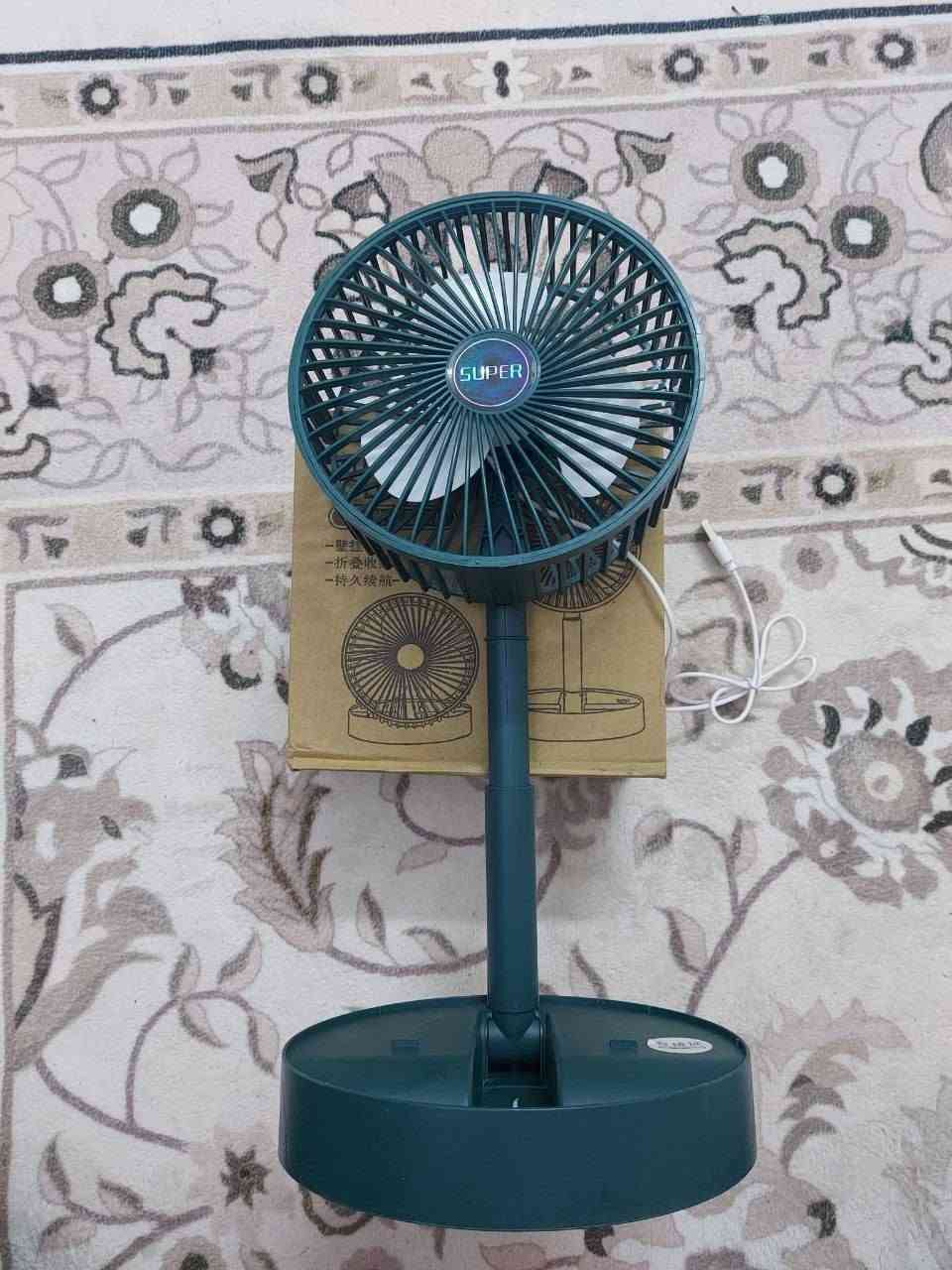 مروحة منضدية قابلة للطي والشحن 🌬️
استمتع بالهواء المنعش بأي مكان مع المروحة المنضدية العملية والأنيقة 
✅ 3 سرعات مختلفة للتحكم بقوة الهواء (هادئ – متوسط – قوي)
✅ قابلة للطي والتعديل بسهولة لتوفير المساحة
✅ دوران تلقائي بزاوية تصل إلى 180° لتوزيع الهواء بشكل أفضل
✅ بطارية مدمجة تدوم لفترة طويلة
✅ تعمل عبر USB وقابلة للشحن
✅ محرك هادئ مناسب للبيت، المكتب والدراسة
✅ خامات ABS متينة ومقاومة للحرارة والصدمات
✅ تصميم خفيف وسهل الحمل والتنقل
💰 السعر: 6 دينار فقط
🚚 التوصيل: 5,000 دينار


**إذا كنت صاحب هذا الإعلان وتريد حذفه لأي سبب، رجاءا أرسل رسالة إلى الدعم الفني**