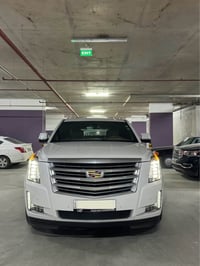 إسكاليد • بلاتين • ٦٨٠٠٠ كم