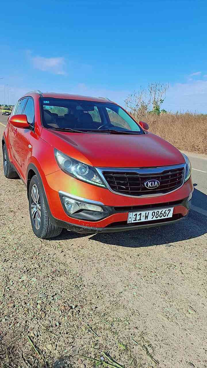 سبورتج 15 خليجي
محرك 2000 دوش بلادي شركه مكفول كير 6 نمر مكفول 
بدون صبغ او تكحيل 
بيها بارد بالباب الخلفي و باب جنطه فقط
تايرات جدد صدر امامي جديد والخلفي جيد
دوشمه جلد مع ارضيه
ماشيه 183 الف 
للبيع ب 160 وبيه مجال ***********
