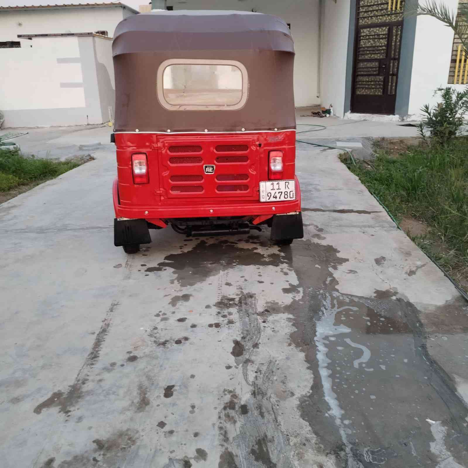 تكتك للبيع موديل 19شهر 10 رقم وسنويه نكليزي بغداد  مكان بغداد بوب الشام ***********
