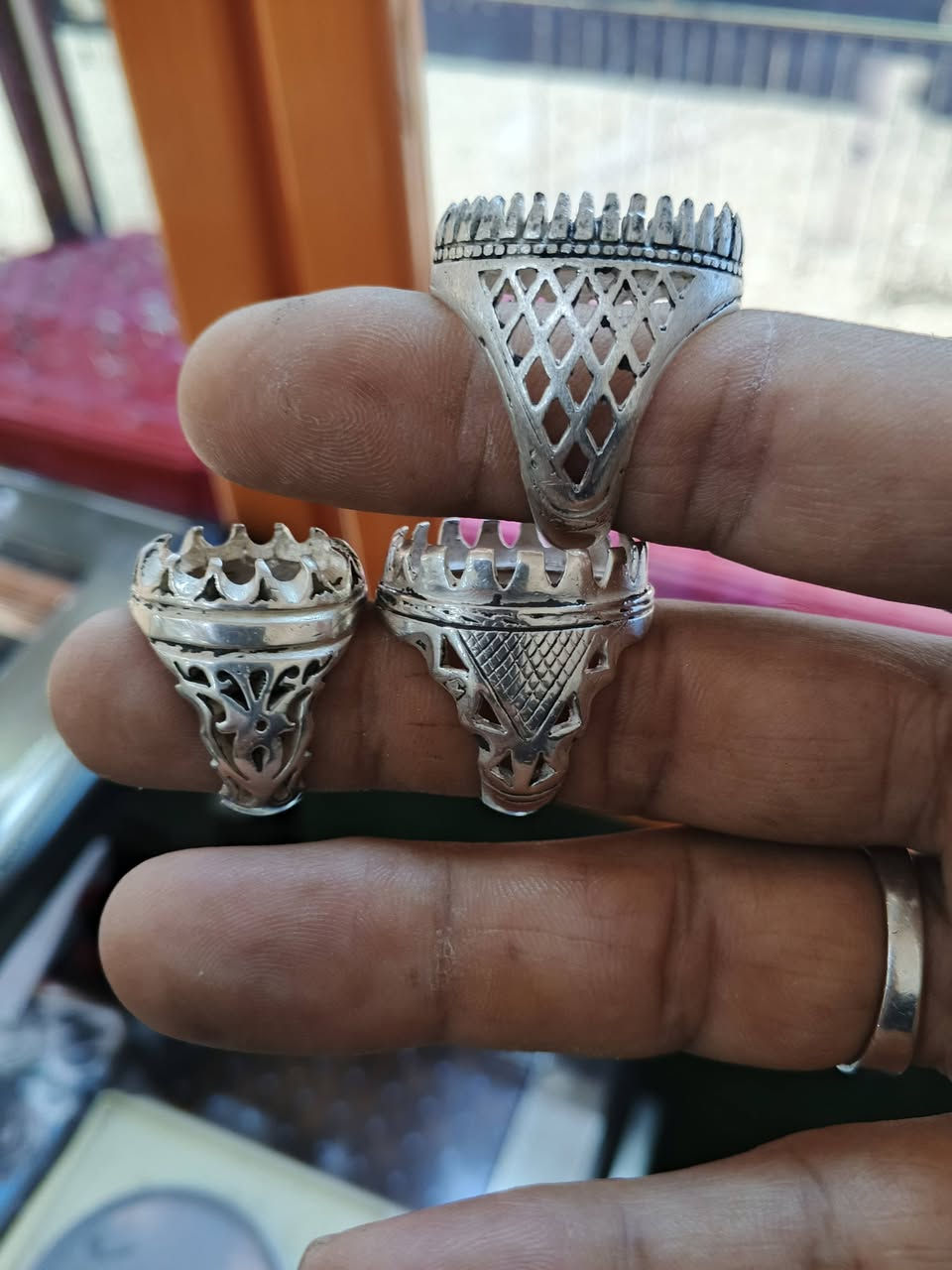 قوالب نضيفه الوزن الكلي 43اغرام ونص السعر 130الف


**إذا كنت صاحب هذا الإعلان وتريد حذفه لأي سبب، رجاءا أرسل رسالة إلى الدعم الفني**