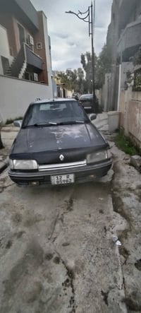 السياره ب اسمنا شرط التحويل كير محرك مابيهم شي الطخم الامامي يرادلو تر...