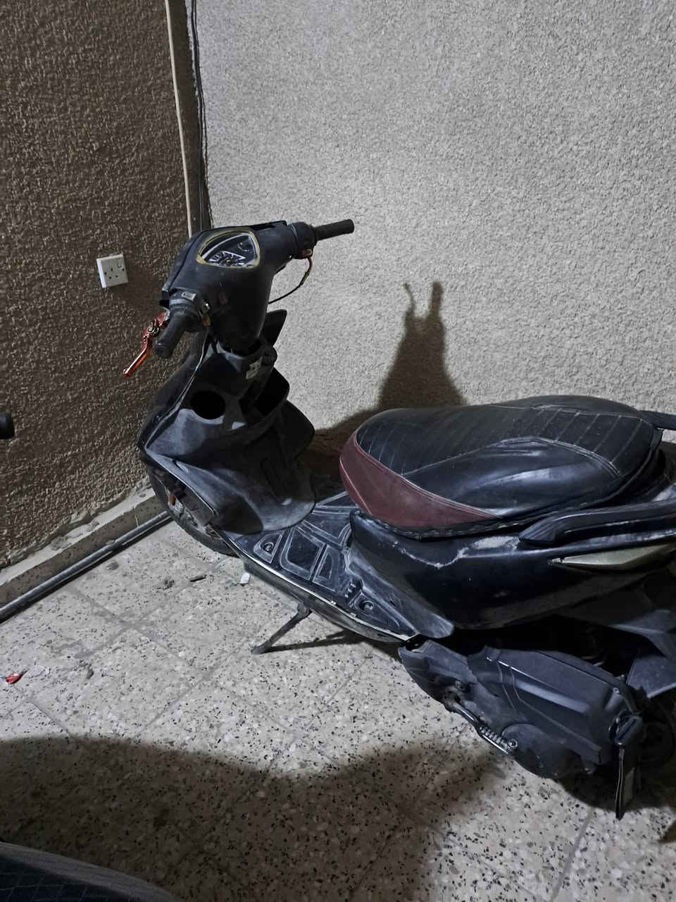 دراجه ماكس مضلع صيني تشتغل سلف وهندر بيها تبخير شغاله كامله سعر ٢٠٠ الف بغداد سيديه ***********

