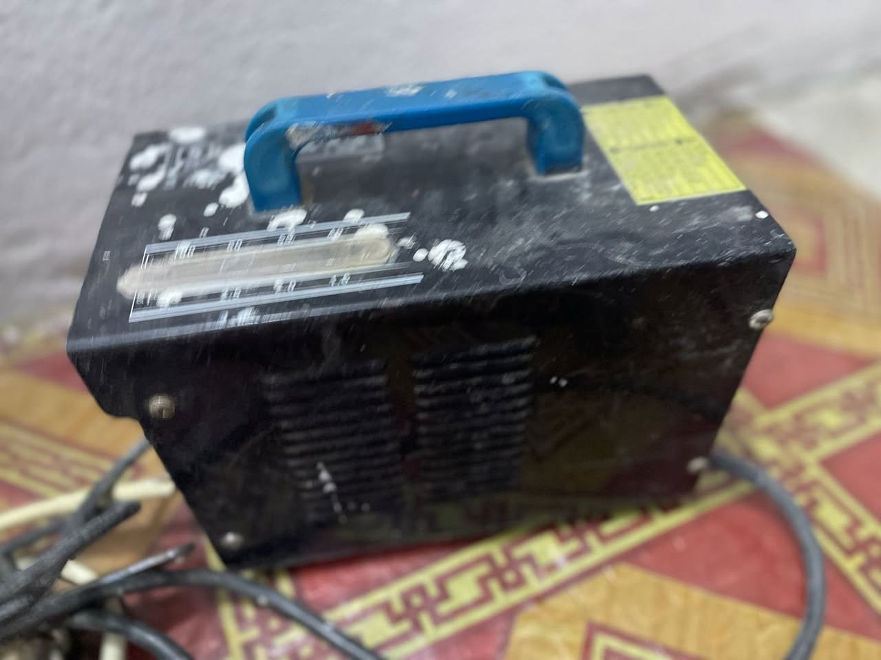 مكينه لحيم لبيع ملف تشتغل علئ الكهرباء العاديه ناصريه مركز ***********
