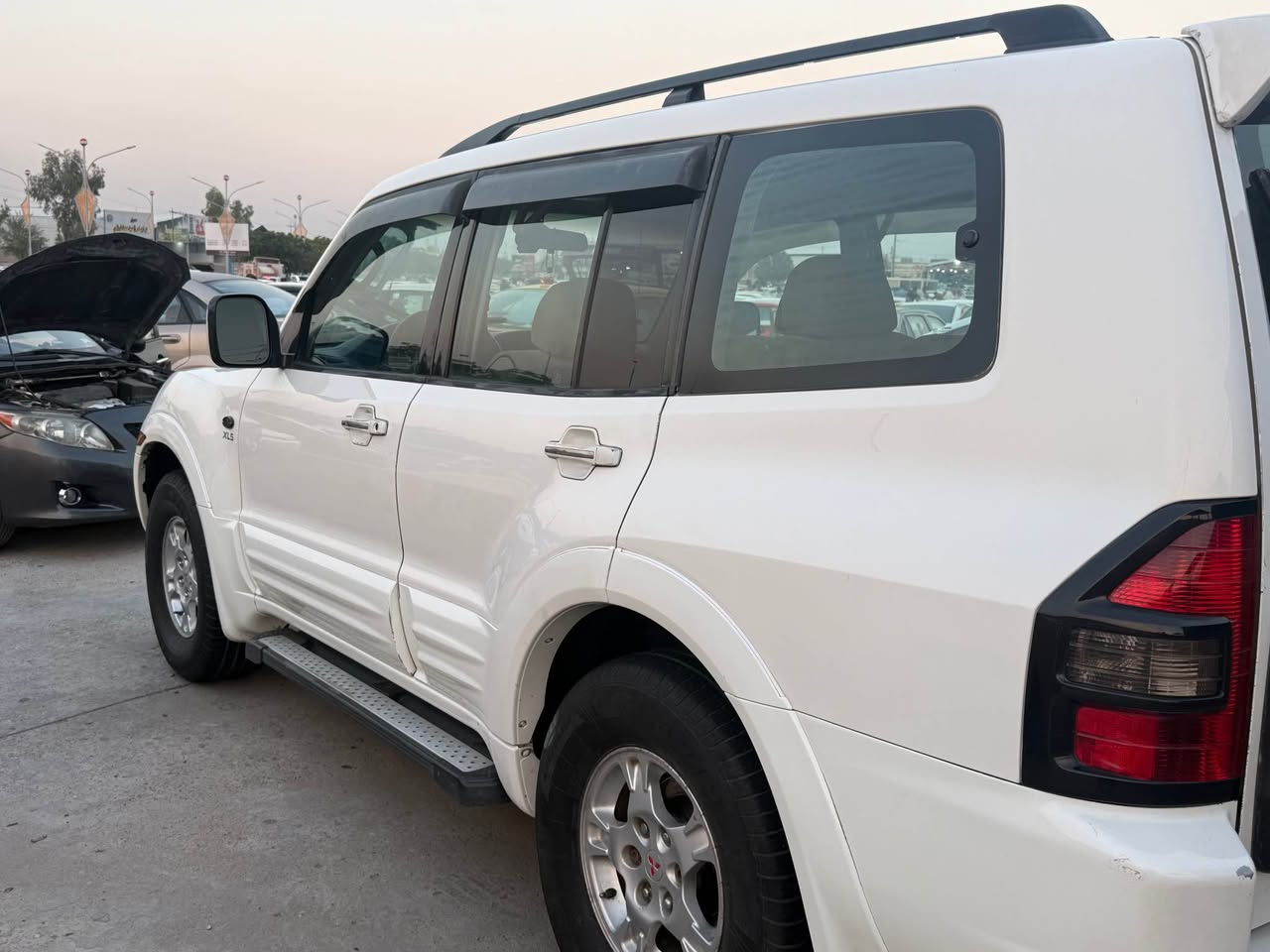 سلام عليكم باجيرو2001 محرك 3500 رقم دهوك تحويل وكاله غاز بانزين دفتر غاز دفتر بانزين بدون صبغ صدر خلفي امامي جديد تبريد ثلج *********** بغداد, العراق
