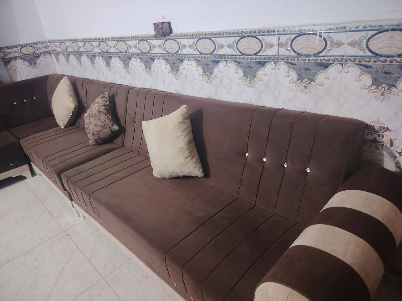 تخمين للبيع 20مقعد اخو الجديد زلغ مابي السعر 450وبي مجال واليريد تخم واحد عادي ابيع


**إذا كنت صاحب هذا الإعلان وتريد حذفه لأي سبب، رجاءا أرسل رسالة إلى الدعم الفني**