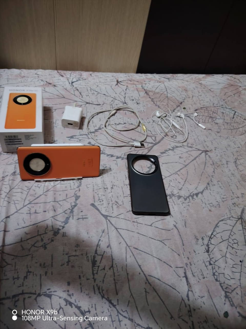 السلام عليكم عندي هونر اكس 9بي 
نضيف كلش شوفت عينك
السعر 260 وبي مجال قليل
واذه عندك دراجه اراوس
مكاني كربلاء النتفاضه الثالثه بشارع المطحنه
التفاصيل الزايده عله الرقم
*********** بي واساب
