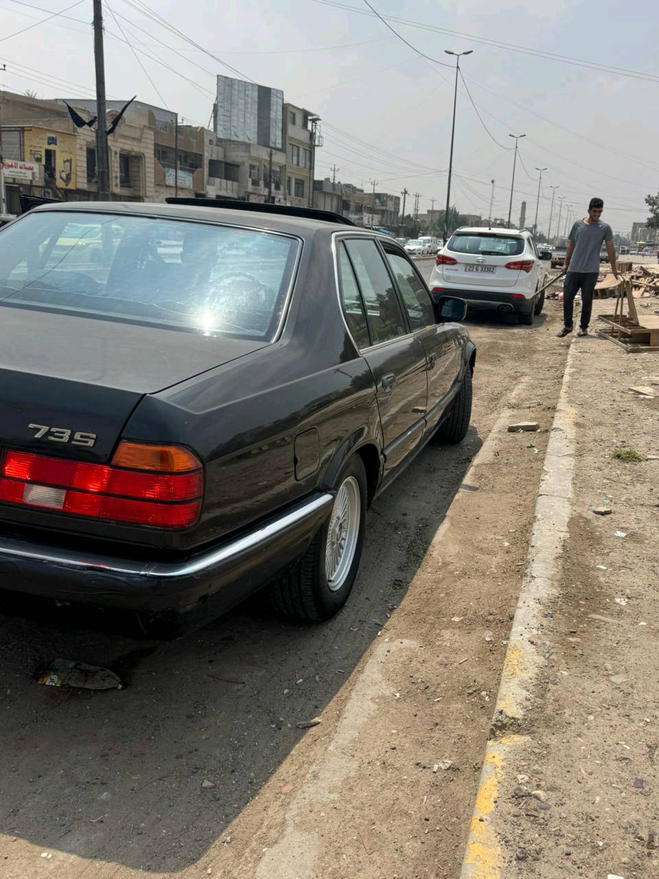 🔥 للبيع BMW 735 موديل 1992 🔥

✔️ اللون: أسود
✔️ كير: أوتوماتيك
✔️ المحرك: جديد
✔️ رقم بغداد
✔️ السنوية نافذة لغاية 2030
✔️ السيارة باسمي ونقل ملكية أصولي
✔️ صبغ عام للجمالية فقط
✔️ منظومة تبريد جديدة بالكامل، والتبريد ثلج ❄️
✔️ المروحة تدريجية 
✔️ السيارة ما بيها أي نقص، جاهزة للاستخدام وما تحتاج أي صرف.

المعاينة خير دليل، والجاد يتفضل يتواصل.

📍الموقع: بغداد حي الاعلام
💰السعر: (60)
📞 للتواصل: (***********)