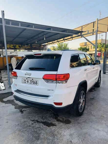 شيروكي ليمتدد صور بل منشور سعره220وبيه مجال بسيط الاتصال عل رقم ***********
