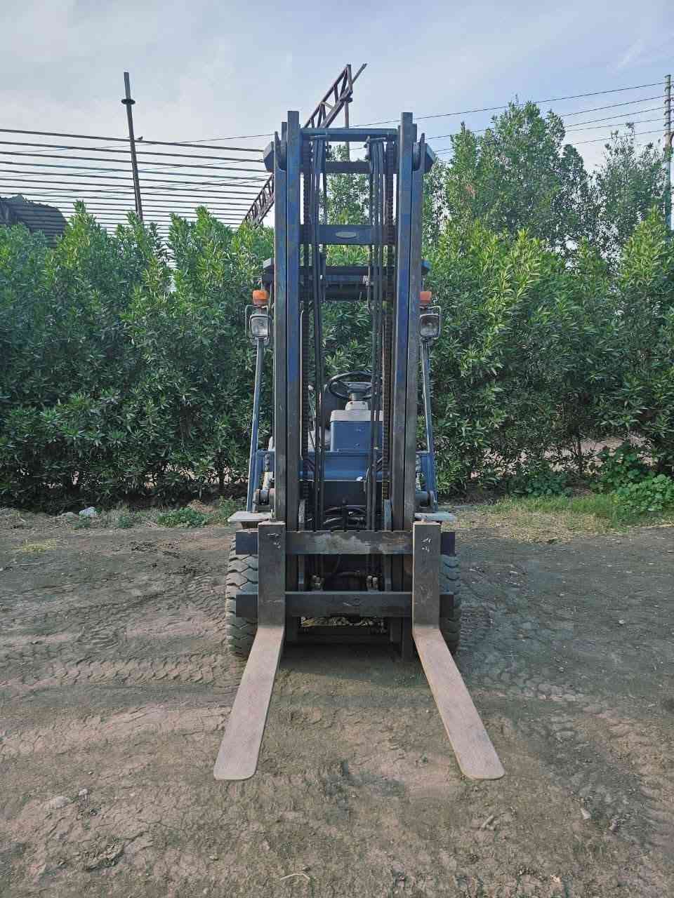 كوماتسو ٢،٥ طن جاز ٤ حركه ٤ متر وارد اليابان
٠١٠٠٦٧٩٨١٠٧


**إذا كنت صاحب هذا الإعلان وتريد حذفه لأي سبب، رجاءا أرسل رسالة إلى الدعم الفني**