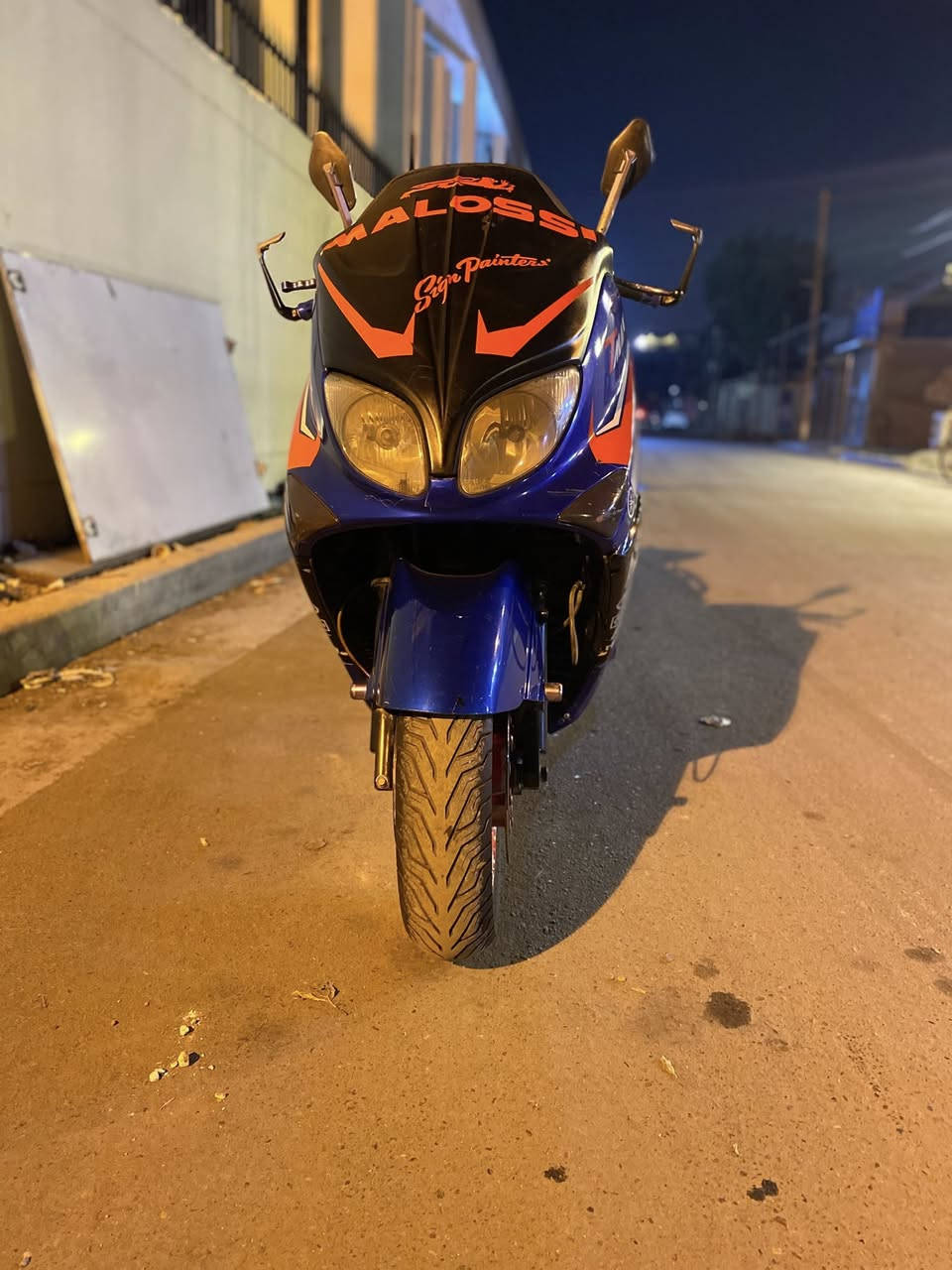 دراجه تي ماكس مديل 2008 مرقم بغداد  سعر 30 ورقه مكان دراجه كراده شارع النضال رقم الموبايل ***********
