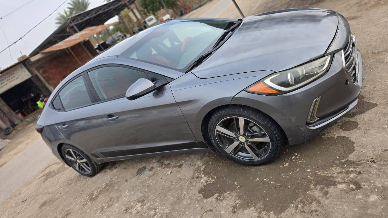 السعر 120 وبيه مجال بسيط
سلام عليكم النترا 2018 امريكي  السياره بأسمي ثاني يوم احولك مشروع وطني تريد بالحله او نجف سنويه وهزه جديده رقم انكليزي حادث جنطه  والبنيد مرشوش وسونار موجود  كير At المرغوب محرك 2000دوش مكفولات  *********** حلة, بابل
