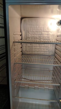 ثلاجه رويل • حجم وسط • حي الحسين