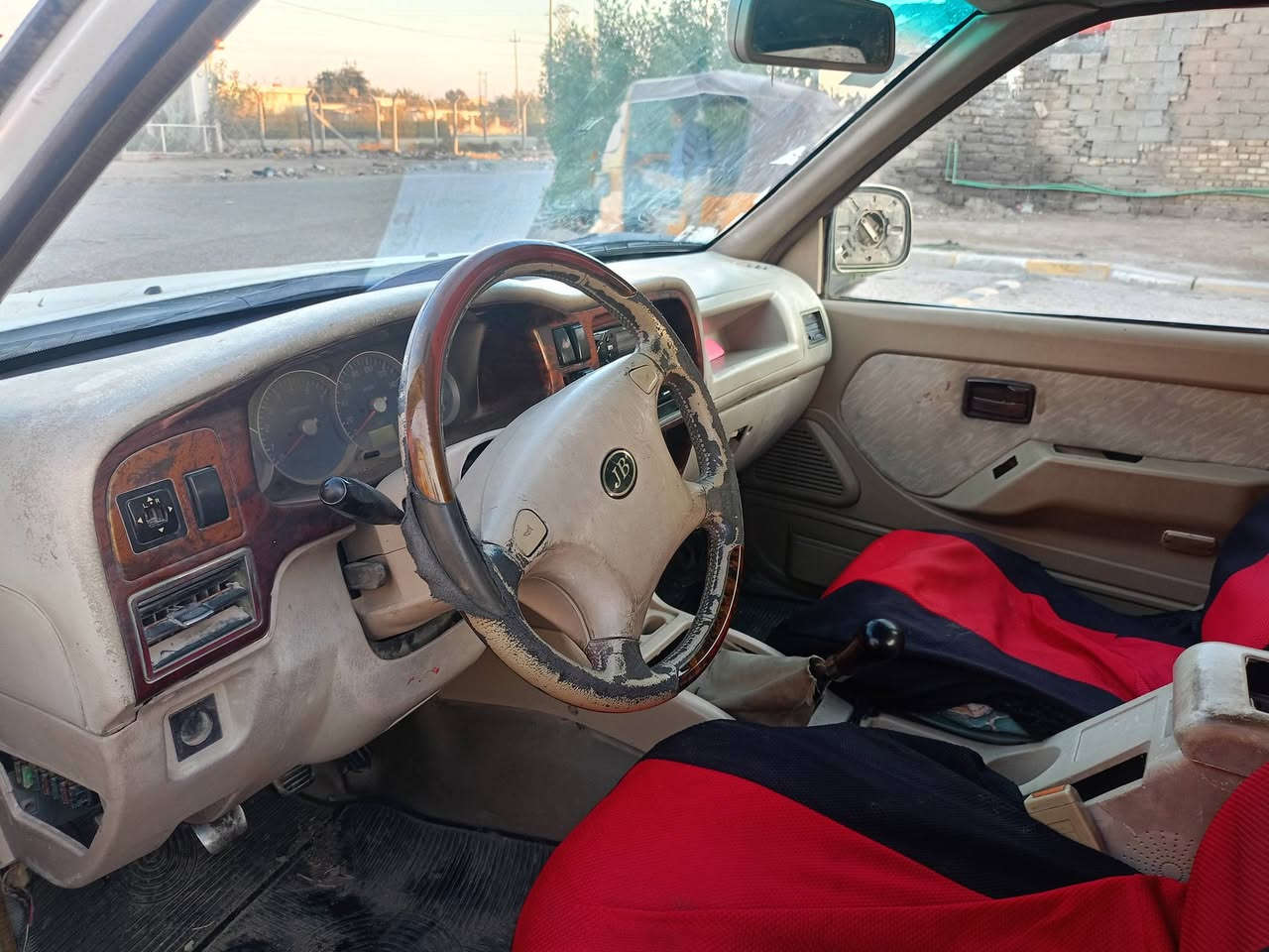 سلام عليكم بيكم صيني جنبي موديل 2010للبيع رقم بغداد الكليزي بسمي سياره تحويله تاني يوم حلوه مكفول كير او مكينه  سياره مكفول كفاله عامه السعر 38اوبيه مجال *********** انتصل او بلخدمه مكان سياره ميسان المجر الكبير
