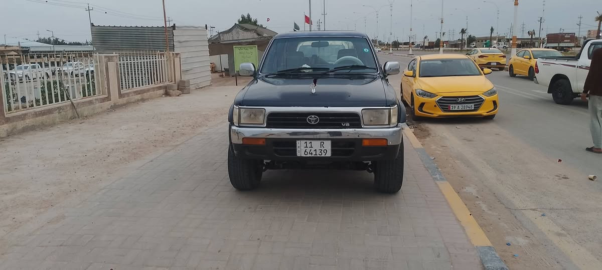 السلام عليكم 
تيوتا هايلوكس للبيع
كير ومحرك شرط
كهربائيات شغاله 
تبريد ع شرط 
كلشي كهربائي 
المكان السماوه 
***********
