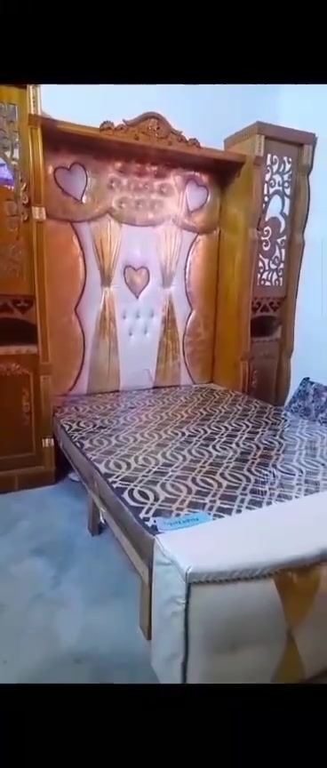غرفه نوم للبيع مستعمل شهرين ست ابواب سعر مليون وربع وياها الدوشك عنوان زمار حي الزراعي الشراي يتصل على هاذا الرقم ‏‪***********‬‏
