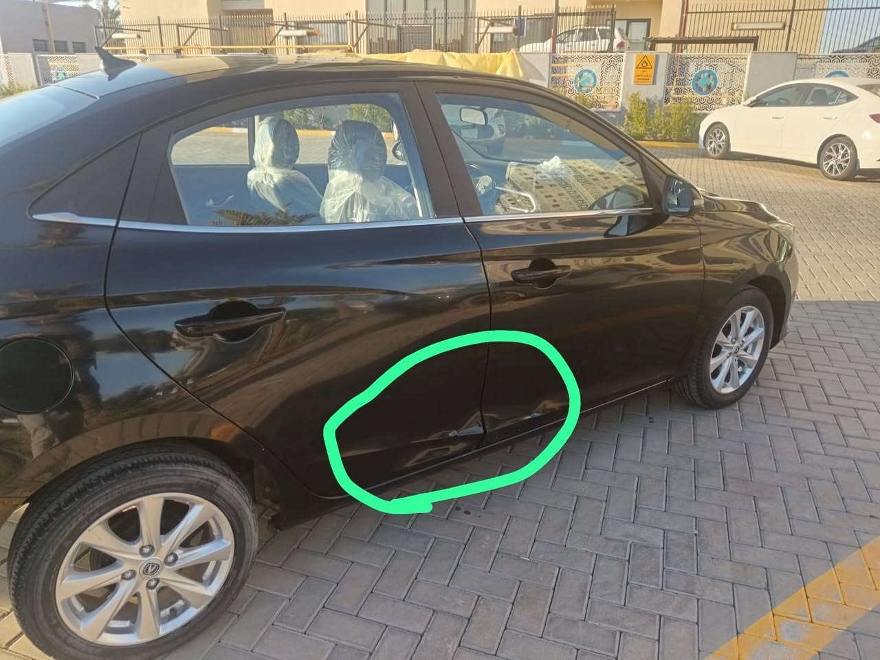 السلام عليكم
للبيع شانجان L7 موديل 2024  حره تحويل مباشر محرك حجم 1500 الاقتصادي سلايد كشنات جلد لدنهاري شاشة كامره حساسات خلفية دبل ايرباك تحكمات ستيرن اشاير بالمري ماشيه  33 الف كيلو  مكفولة من الصبغ بيه طخه بسيطه بالجاملغ الامامي وباب
مكاني حي الجهاد /بغداد
رايده 98 او بيها مجال للطيبين 
رقم***********
