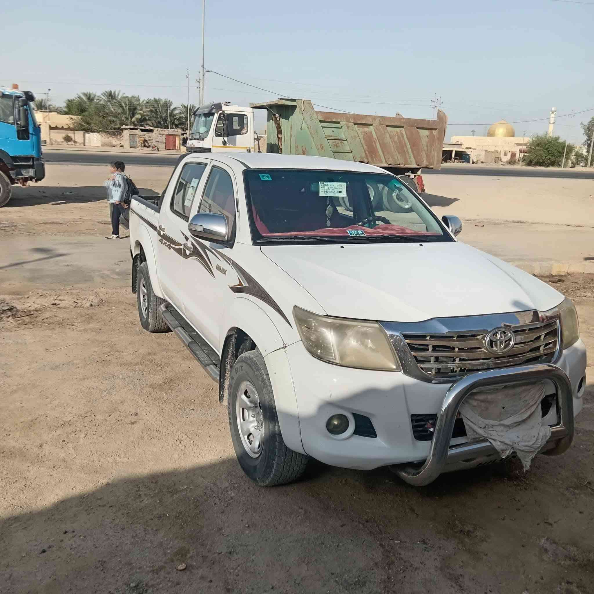 السلام عليكم سياره للبيع فورويل مكينه جاز سياره مقفوله موديل 15 رقم الهاتف ***********
