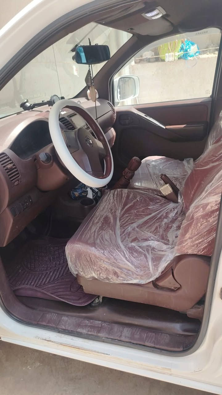 السلام عليكم نفارا موديل 12
سياره جديده مال بيت محرك بلادي مفتوح بدون تنقيص  رقم اربيل شرط تحويل  سنويه 27 بطاقه بنزين بيها  فقط قطع واحده صبغ السعر (118) وبي مجال لطيبين 
***********
