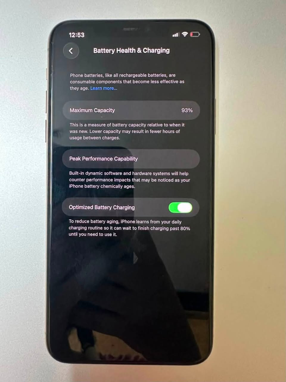 السلام عليكم
iphone 11 pro max مستخدم 
ذاكرة 256
بطارية 93
اخو الجديد ما مفتوح 
السعر 460 وبي مجال 
للإستفسار خاص 
مكاني 📍بغداد / حي الجامعة
موجود توصيل للمناطق المجاورة


**إذا كنت صاحب هذا الإعلان وتريد حذفه لأي سبب، رجاءا أرسل رسالة إلى الدعم الفني**