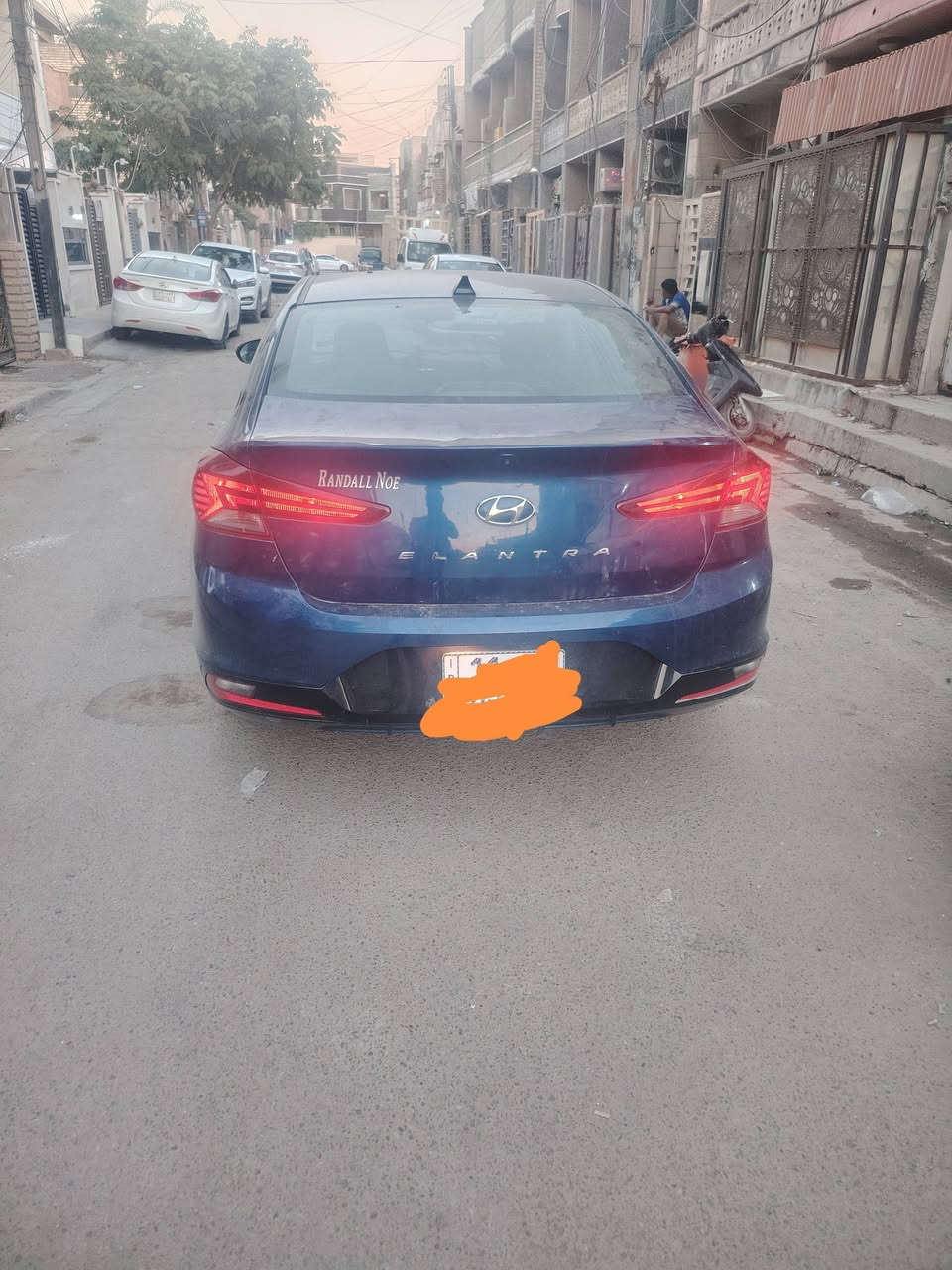 اللهم صل على محمد وآل محمد
النترا 19 السياره نضيفه كلش نشرتها بترابها
محرك 2000 دوش 
ماشيه 54 الف باقي التفاصيل اتصل
مكاني بغداد الشعب
***********
سونار موجود
