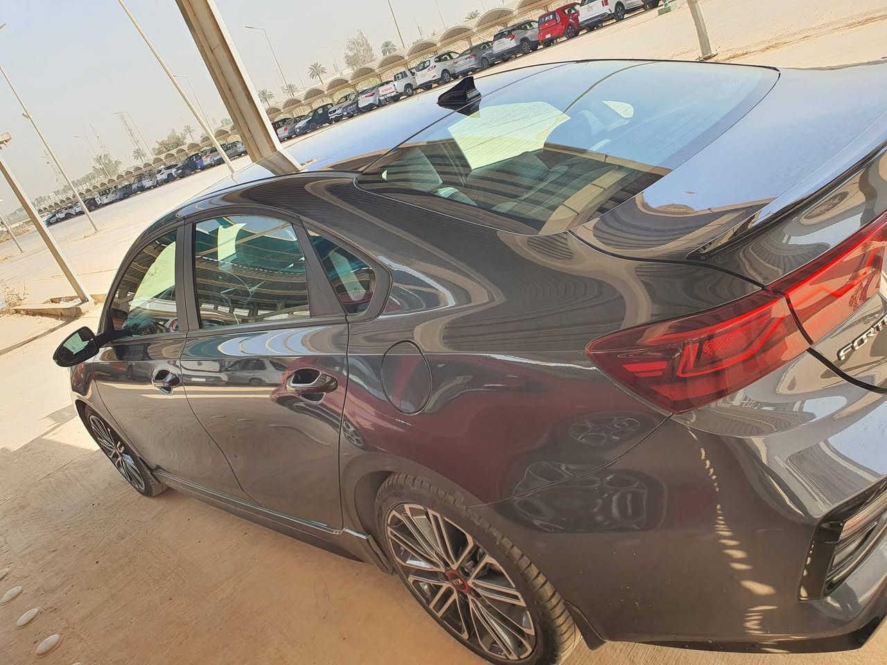 كيا فورتي لبيع ٢٠ GT فول رياضي 1600 تيربو سياره بلاديه ماملعوب بيه بدون صبغ بدون تبديل محرك وكير بلادي موصفات GT معروفه اعلى موصفات فقط تبديل دعاميه بلاديه مطابقه نفس لون السعر ١٤٦٠٠$ لتواصل اتصال ع رقم ***********
