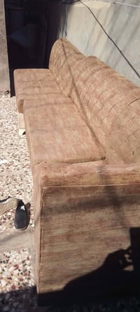 ديوان • ١٢ مقعد