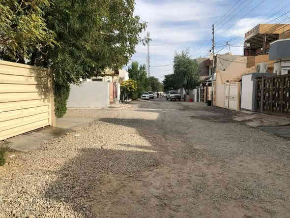 سلام علیکم

#خانووی_مۆدێرن بۆ فرۆشتن ⛪💒
ناونیشان 📍 قەزای ڕزگاری (سموود) 

◼️ گەڕەکی گەرمیان 🌆🌃
◼️ پشت بورجی کۆڕەک 🛣️🌃
◼️ تاپۆیە و ڕووی لە سلێمانییە 🖼️🌄
◼️ ڕووبەری 6 بە 20 = 120 مەترە 📏
◼️ خانوویەکی زۆۆر هەرزان و گونجاوە 
◼️ شوێنیکی زۆۆر خۆش و نایابی هەیە 

🔴 ژوورەکانی ئەم خانووە پێکهاتووە لە ⬇️

🔶 میوان 🪑🚪
🔶 مساعد مطبخ 🍽️🫖
🔶 هۆڵێک 🖼️
🔶 دوو ژووری نوستن 🛋️🛏️
🔶 ڕۆشنایی 🪟
🔶 مشتەمەلات 🛁🚿

بۆ زانینی نرخ 💵 تەنها خاڵێک لە کۆمێنت دانێ ڕاستەوخۆ بە نامە نرخەکەیت پێ دەگات یان پەیوەندی بکەن بەم ژمارانەوە 📲📞📳

***********

ئێوەی بەڕێزیش هەر موڵکێکتان هەبوو بۆ فرۆشتن یان ویستان بیکڕن دەتوانن ڕەسم و زانیارییەکانتان بنێرن بۆ ژمارە ڤایبەری 📳✅ 0770402413
