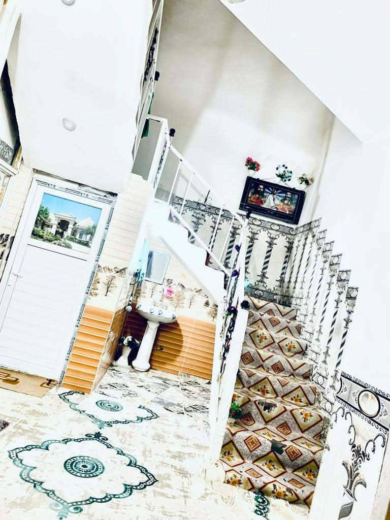 مكلف بالنشر 
مشتمل للبيع حي الناصرية واجهه 12م واقع حال 135م 
قرب مدرسة زلفى متوفر ومجاري وتبليط 
مطلوب مبادرة 
السعر والاستفسار الاتصال 
***********
