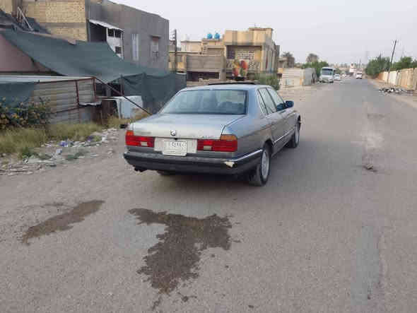 للبيع بي ام موديل 91حجم 735 صلاح الدين مشروع وطني رقم موبايل *********** سعر 45$مكاني بغداد بسمي محرك وكير مكفولات دواخل جلد نضيفة كهربائيات وكيجات وجام كله شغال سلايد روف سغال سيارة لاضربة ولاتبديل ولاخياس حدادية جديده تخم تايرات جدد سنتر لووك اربع بوب شغال. مصبوغه جمالية شراي يتصل
