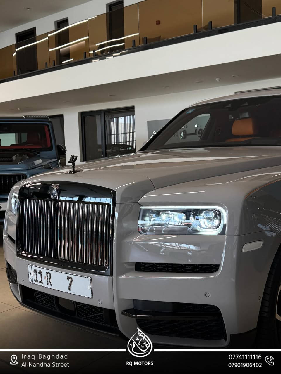 �🔥 رولز رويس كولينان 2024 (Black Badge / Cullinan) 🚘

🔥 ماشية قليل 1000 كيلومتر فقط – بحالة الوكالة 🔥

✨ المواصفات:

• محرك V12 توين تيربو سعة 6.75 لتر
• قوة 592 حصان (حتى 600 حصان بفئة Black Badge)
• نظام دفع رباعي AWD ذكي
• ناقل حركة أوتوماتيك 8 سرعات
• تسارع 0-100 كم/س خلال 5.2 ثانية تقريباً
• تعليق هوائي فائق الراحة مع نظام Magic Carpet Ride
• أبواب رولز رويس الشهيرة (Coach Doors) بفتح عكسي كهربائي
• مقاعد جلد فاخر مع تبريد وتسخين ومساج
• سقف النجوم Starlight Headliner الأصلي
• شاشات معلومات وترفيه متطورة مع نظام ملاحة
• كاميرات 360° + حساسات أمامية وخلفية
• نظام صوتي Rolls-Royce Bespoke Audio الفاخر
• ثلاجة خلفية + طاولات تنفيذية (حسب التجهيز)
• إضاءة داخلية محيطية فاخرة
• نظام رؤية ليلية Night Vision
• أنظمة أمان متقدمة (تنبيه اصطدام، المحافظة على المسار، مراقبة النقطة العمياء)
• جنوط رياضية فاخرة بقياسات كبيرة
• بصمة دخول وتشغيل ذك

للأستفسار اكثر زيارة موقعنا الكائن معارض النهضة الشارع الرئيسي 
‎‏‎اوقات العمل من السبت الى الخميس
‎من الساعه 10:00 صباحاً الى الساعه 7:00 مساءاً 
‎‏‎للأستفسار الاتصال على الارقام 
*********** 
***********
