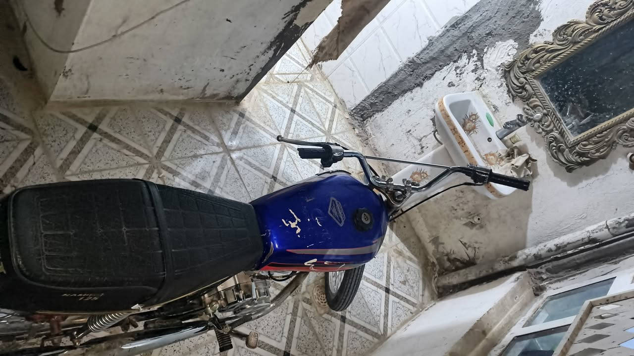 من رخصة الادمن
دراجه اربعه كير ايراني محرك تيربو نضيفه 

نقوصاتها شوته فقط للزرنكيه 

المكان عامريه الفلوجه قرب المجمع سعرها 300 وحگ الجيه 275 مو شراي لاتراسلني الرقم ***********
