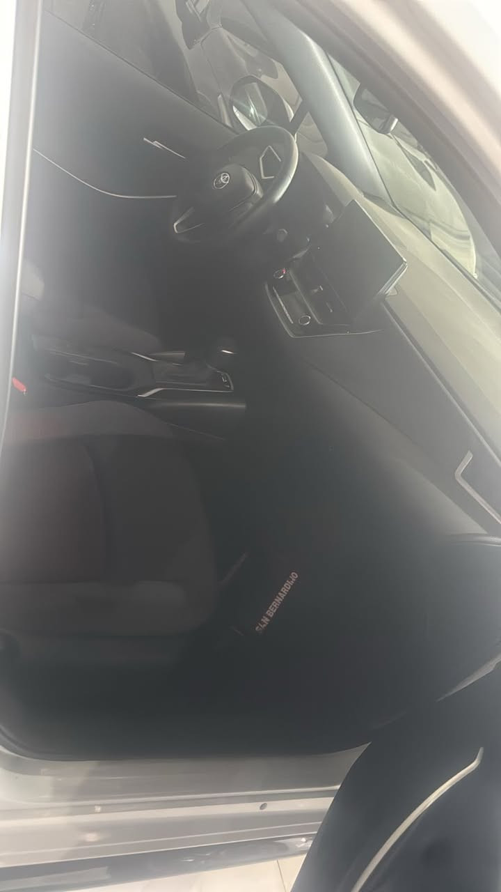 السلام عليكم كورلا وارد أمريكي SEللبيع ضربته فقط الجاملغ الي بصف السايق رقمه أربيل مكانه بغداد السعر 193وبيه مجال بسيط للستفسار ***********
