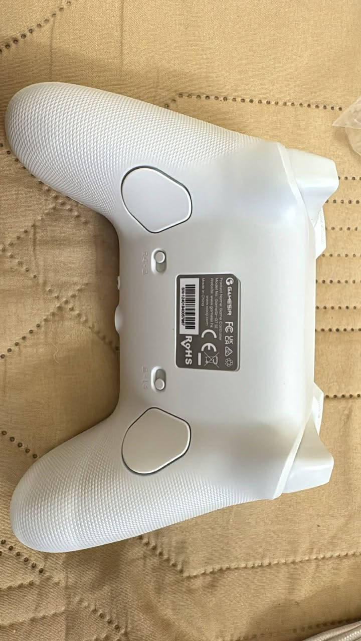 جوستك گيم سعر الغنية عن التعريف( G7_SE) سعرها اقل شي 55 _65وياها گيم باس  
ابيع ب 45 وبيها مجال قليل .....


**إذا كنت صاحب هذا الإعلان وتريد حذفه لأي سبب، رجاءا أرسل رسالة إلى الدعم الفني**