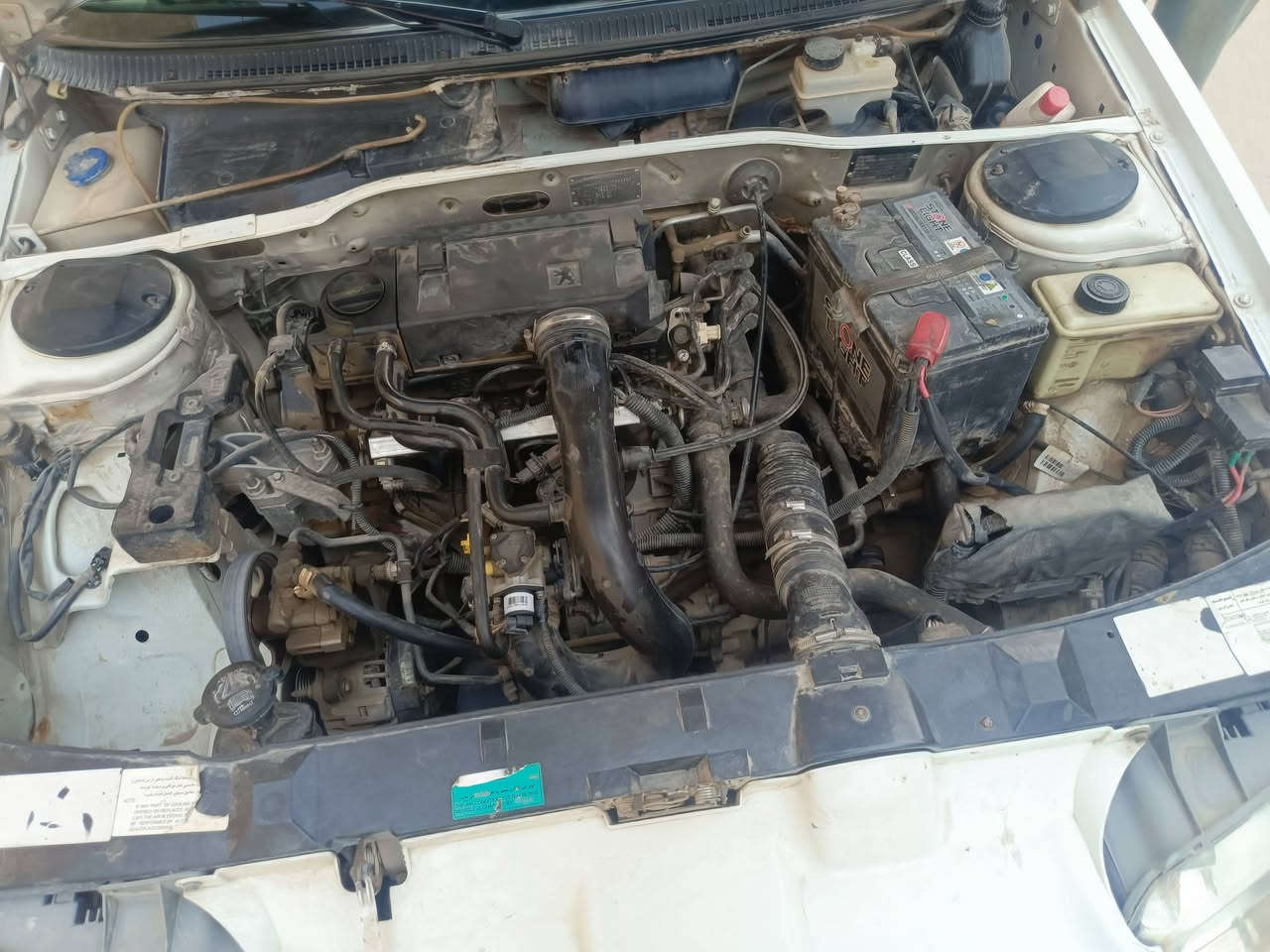 بيجو بارص موديل 2012 بيها جاملغ بارد فقط قطرت صبغ ما بيها السياره سنويه لسنه ال 30 السياره مكفوله من كلشي  مكانها نجف ناحيه الحريه 
السعر 48 وبيها مجال 
هاتف :***********
