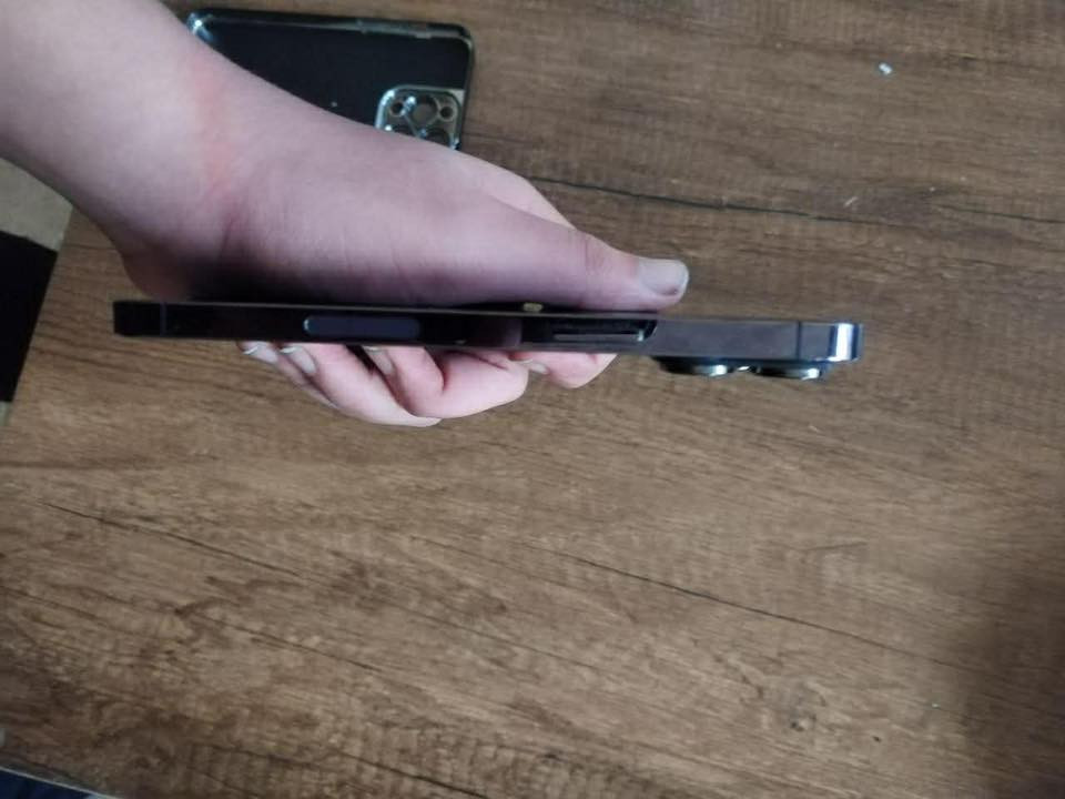 السلام عليكم
ايفون 14 برو ماكس
للبيع او مراوس حسب القناعة ب13او 14دبل خط محتاج 

512g

esim

نموذج M

اي شي ما مبدل ولا بي اي عطل (اذا تحب تفحص يم محل ماكو مشكلة)

بطارية 91%

شخط مابي الجهاز نظيف 

السعر :825 الف وبي مجال قليل 

بغداد / ابو غريب 

لاستفسار اتصال او مراسله الصفحة 

***********
