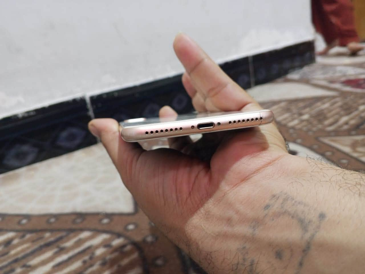 ‏سلام عليكم iPhone ثمانية بلاس للبيع ما مبدل بي شي  ولا داخل صيانة بطاريته  71. ‏ ذاكرة اعلى شي ٢٥٦جهاز ما داخل تصليح ولا مبدل بطارية ولا معلا جهاز  بلادي على الفحص بس الشاشة مفطر شوية من فوك مامأثرة نهائيا  على اللمس نهائيا بي ضمان أسبوع تواصل على الخاص والخاص مفتوح السعر 150  وبي مجال بسيط


**إذا كنت صاحب هذا الإعلان وتريد حذفه لأي سبب، رجاءا أرسل رسالة إلى الدعم الفني**