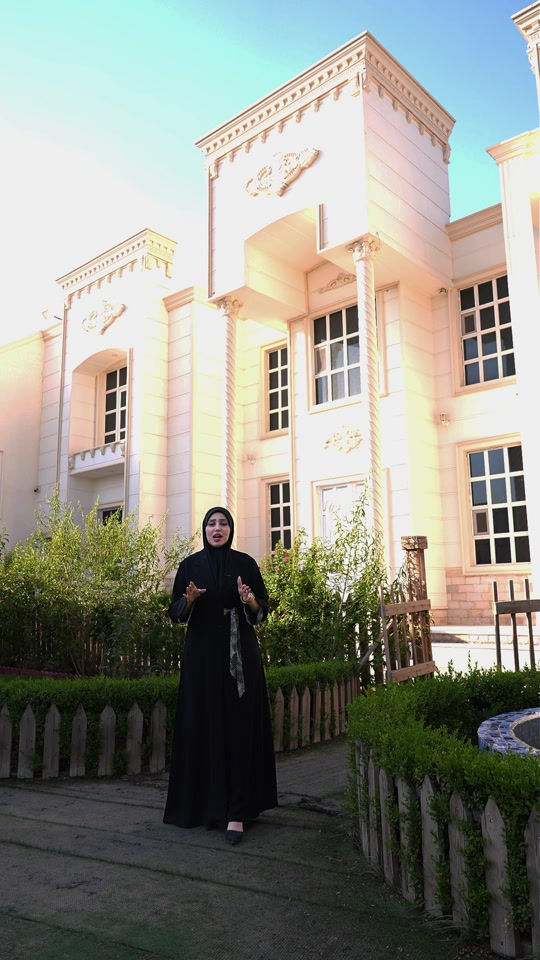 فيلا بمساحة دونم 2500 متر ركن 50*50 بموقع مميز  العنوان #كربلاء📍 خلف جامعة العميد  بناء حديث  14 غرفة منام   تتكون من عدد صالات 7  و 2 مضيف ومطبابخ عدد 5  و 10 صحيات وحمامات  ومسبح وحديقة ومحمية طيور من أنواع الببغاء  والطاووس  #***********  #*********** 
