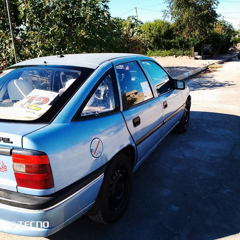 سلام عليكم فكترا موديل 1993محرك 18لا صرف ولا بخار كير عادي تايرات جديده كهربائيات شغاله سنويه لحد 2030شرط التحويل مشروع وطني سعر 44بي مجال بسيط لطيبين مكان كركوك حي العسكري لتواصل ***********
