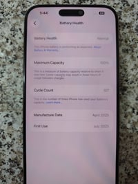 ايفون ١٦ برو ماكس ما مفتوح جديد بطاريه 100عدد دورات الشحن 107 دورات( م...