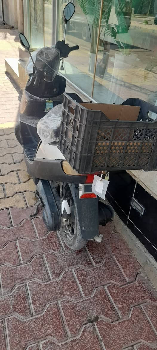 السلام عليكم  مطور بوتين للبيع ادفع سعر ابيعك / ***********
