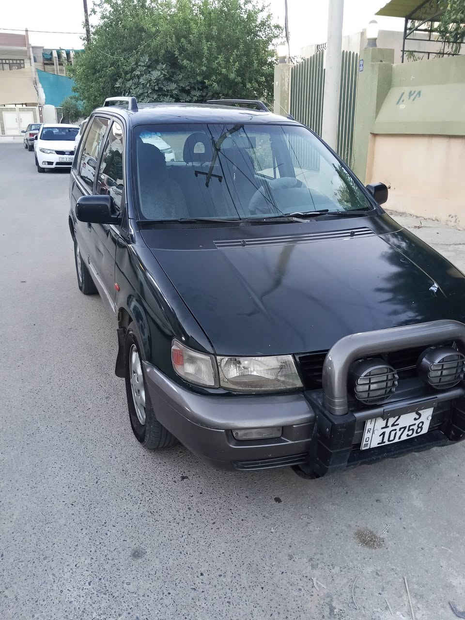 السلام عليكم
مستبوشي سبيس واكن موديل 97 
سيارة جاهزه ما ناقصها اي شي فول بس كير عادي
تبريد يحتاج صيانة
السعر 40$ وبيها مجال بسيط
تواصل ع خاص او ع رقم ***********
