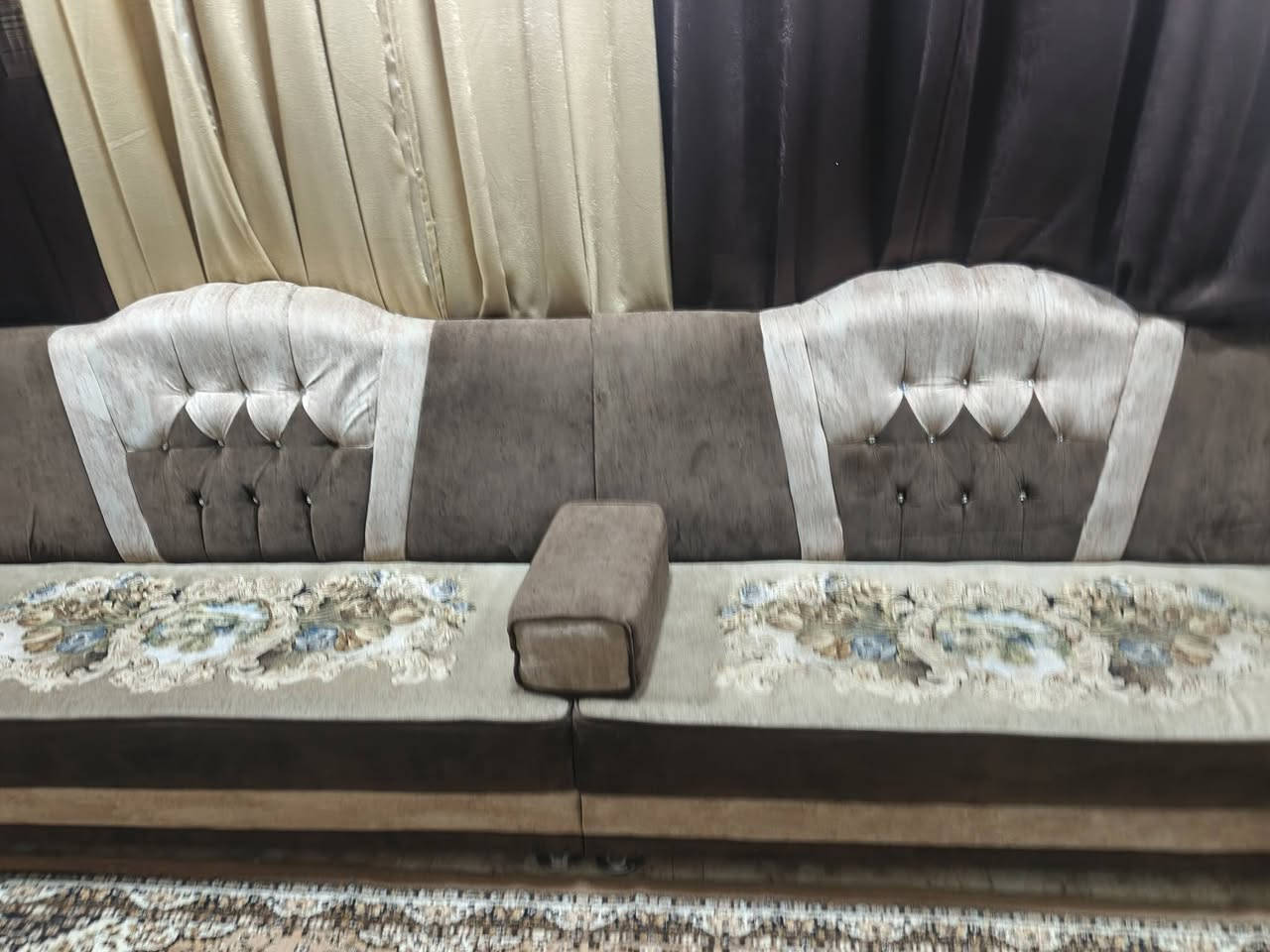 اللبيع مكاني تاجي اتصال وتساب ***********
