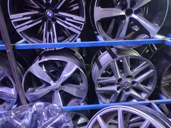 السلام عليكم يتوفر ويل كب ويل حديد مراوس وبيع العنوان بغداد حي العامل شارع 7نيسان قرب حسينيه الائمه المحل خدمات جنه 2 غير مجواجد على فيس الرقم الهاتف  ***********
