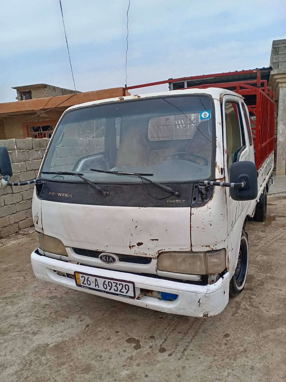 كيا فونتيرا 3000 موديل 1999 رقم صلاح الدين انكليزي شرط التحويل المكان الموصل زمار السعر 55 ورقه/***********/***********
