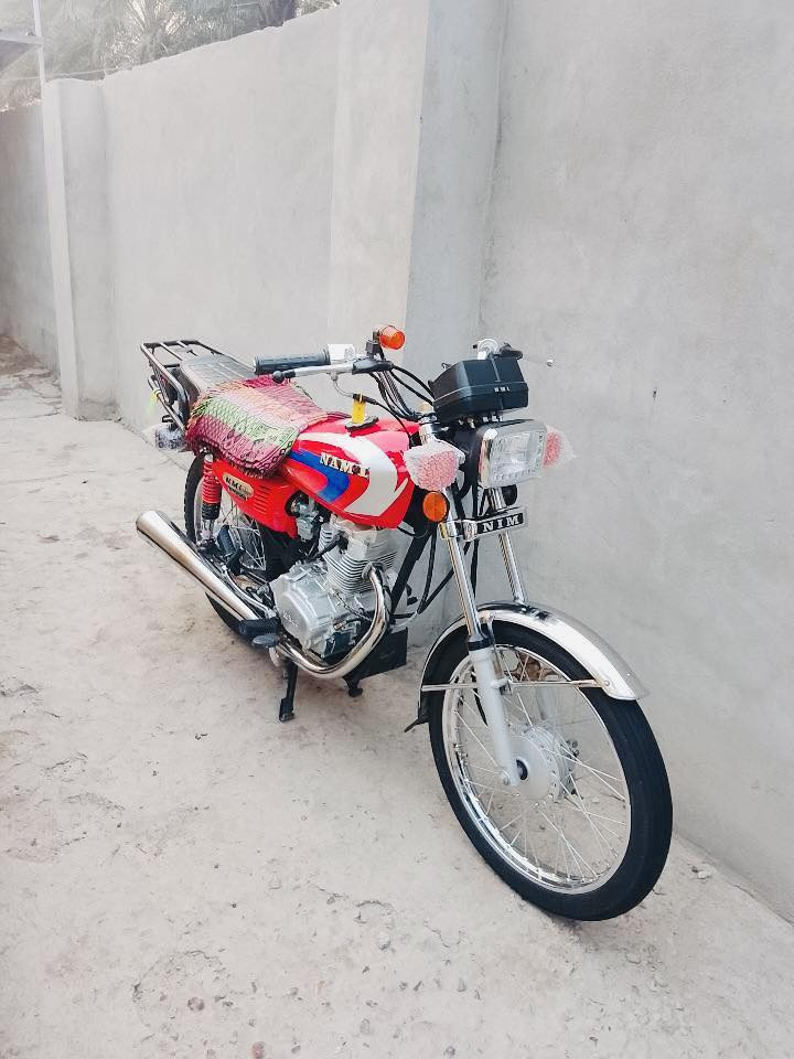 سلام عليكم البيع موديل 23 اصولي دراجه خير من الله مامفتوح شاصي تفصل تجي وتشوف بعينك غراض كله بلاد سعر 850 وبيه مجال مكاني بابل مركز رقم *********** وخاص مفتوح
