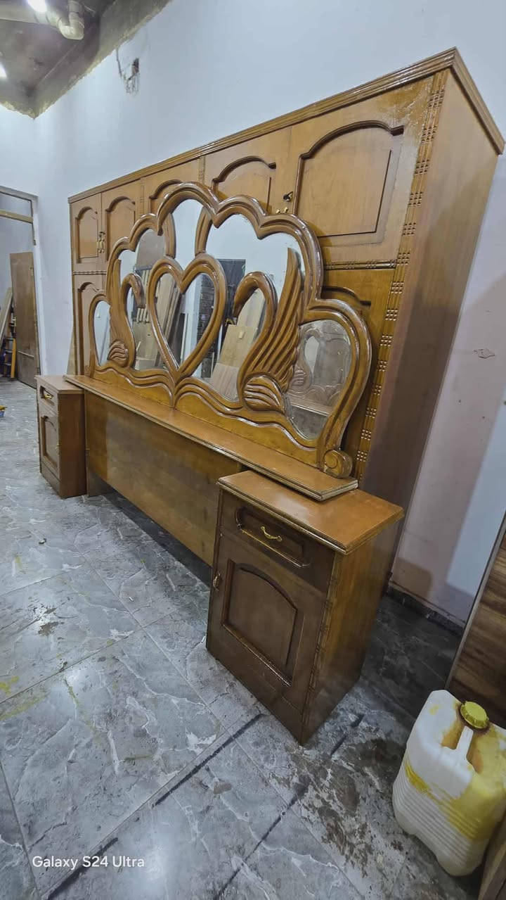 غرفه صاج 5 ابواب نضيفه 
سعر 650وبيه مجال بسيط للشراي 
شد والنقل داخل بغداد مجاني محافظات بكروه
#للجميع


**إذا كنت صاحب هذا الإعلان وتريد حذفه لأي سبب، رجاءا أرسل رسالة إلى الدعم الفني**